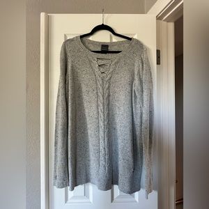 Torrid (Outlander) Size 2 tunic sweater